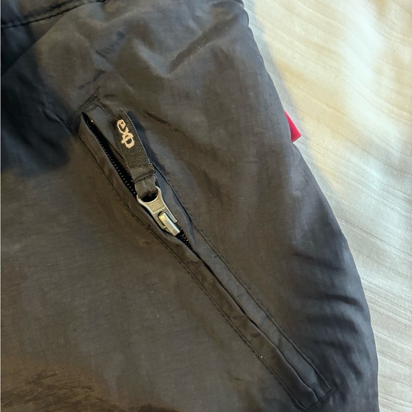 Women’s snow pants size large - Picture 3 of 5